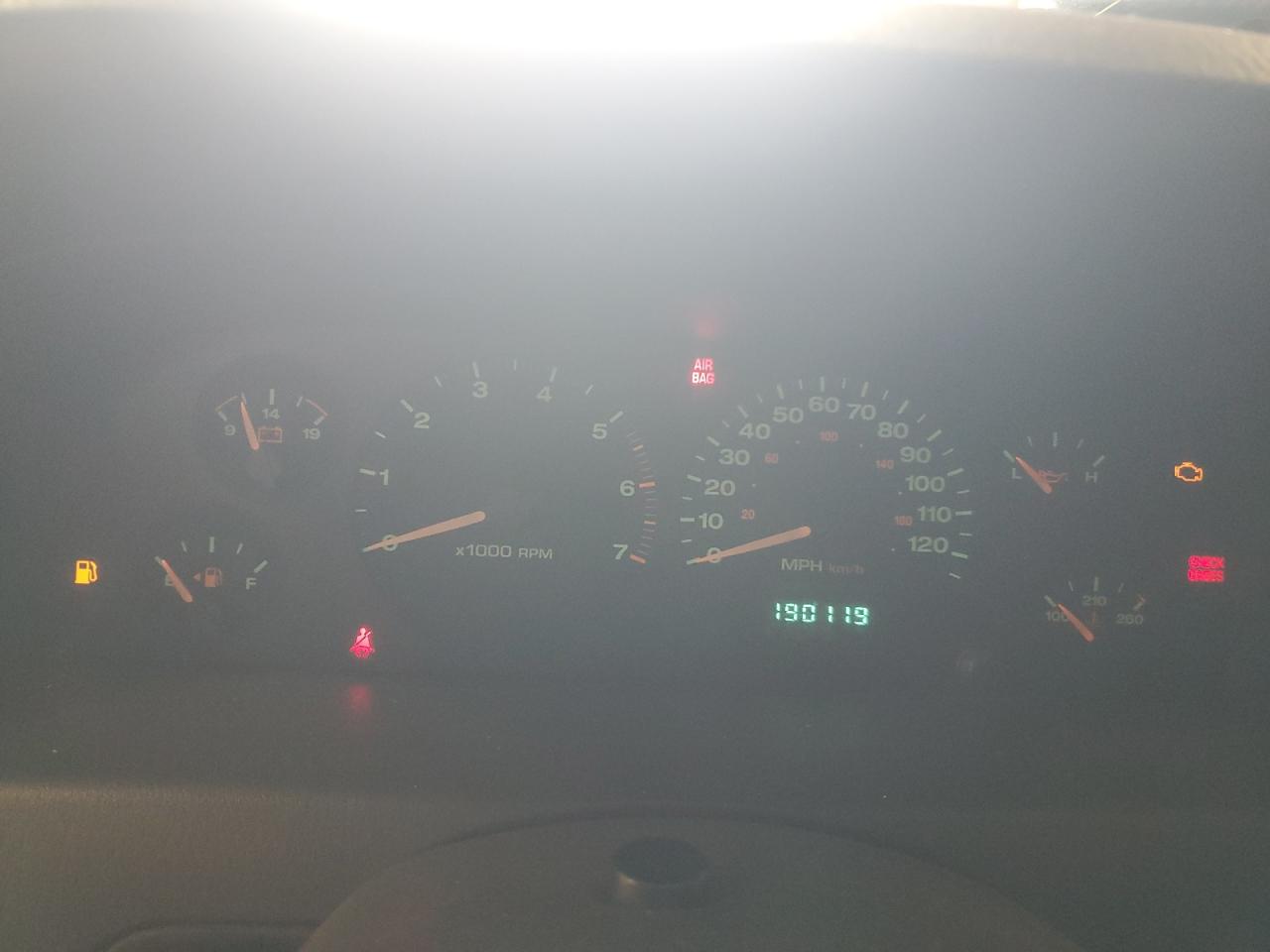 1J4GW38S12C160114 2002 Jeep Grand Cherokee Sport