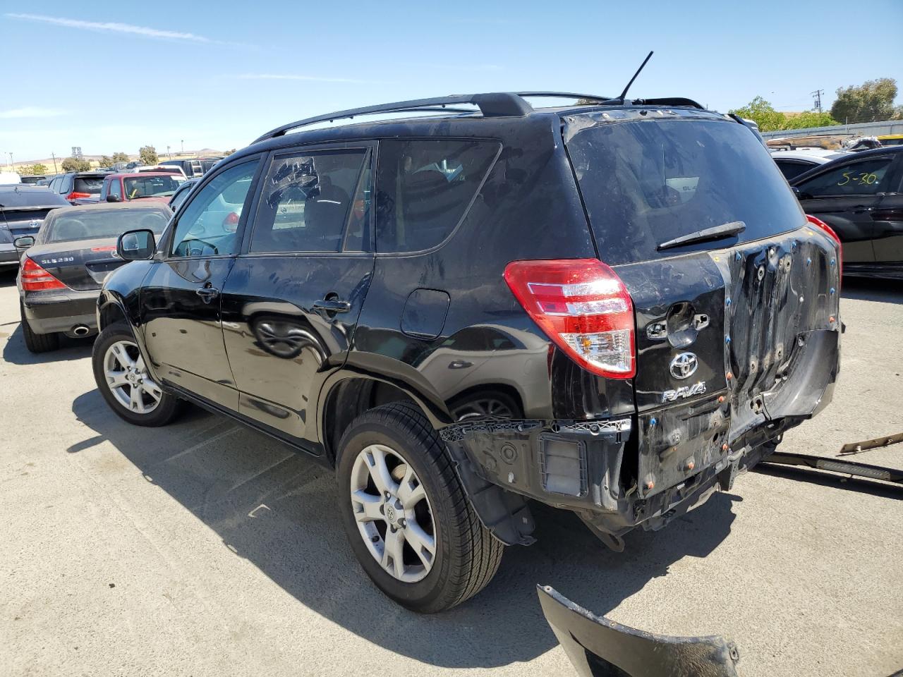 2T3ZF4DV9BW102270 2011 Toyota Rav4