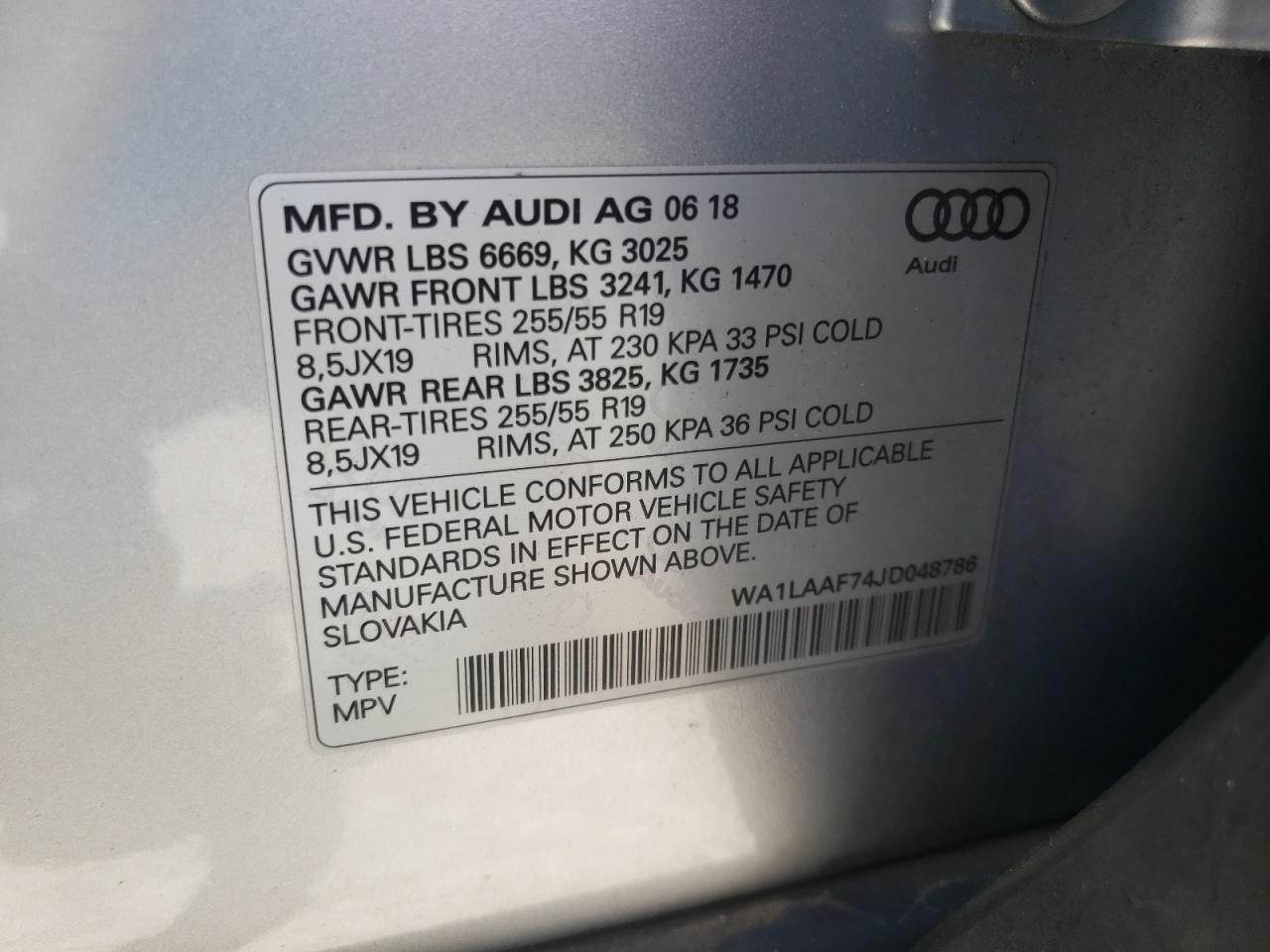 WA1LAAF74JD048786 2018 Audi Q7 Premium Plus