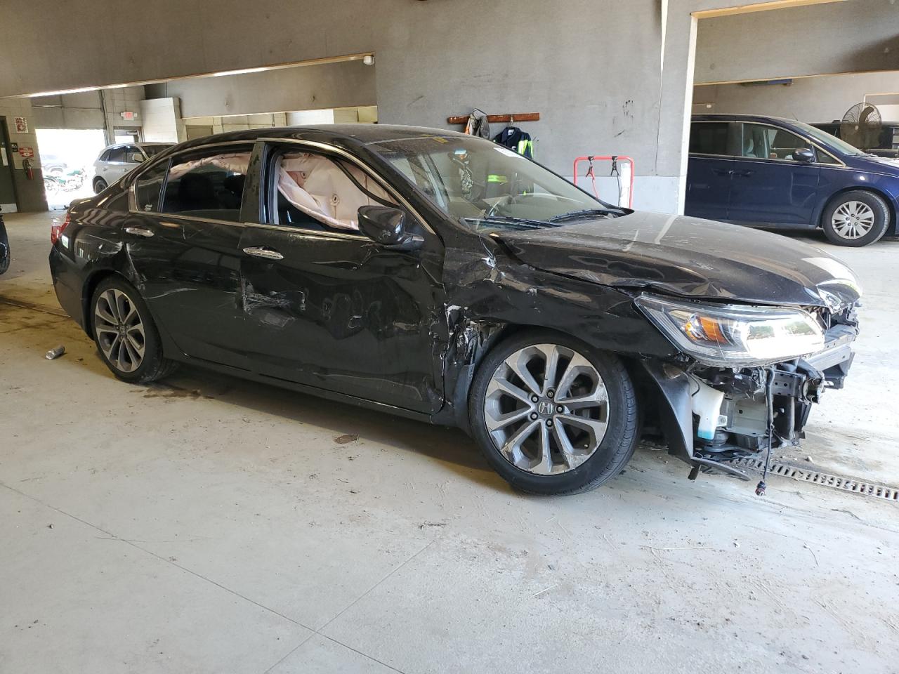 1HGCR2F58DA115898 2013 Honda Accord Sport