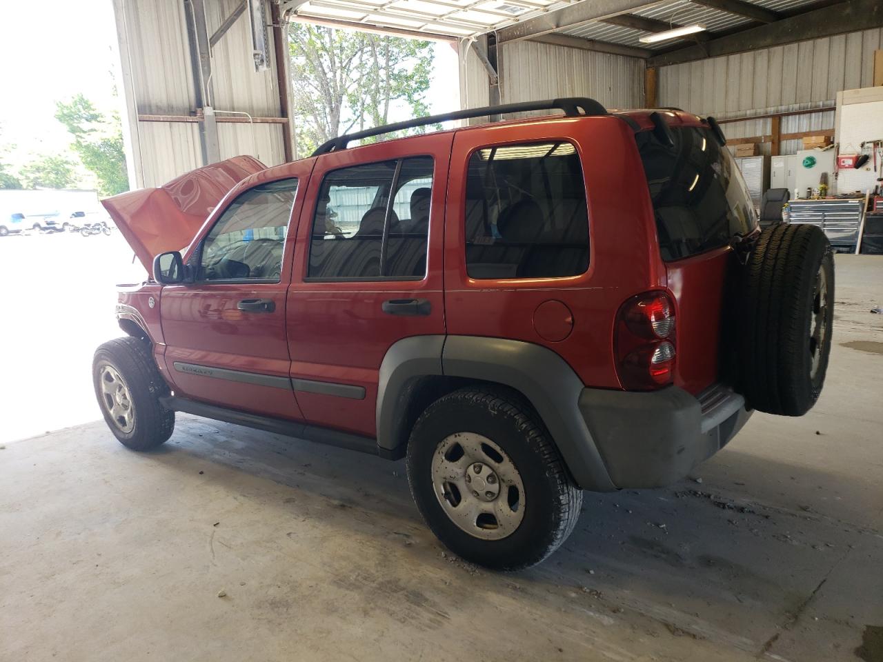 1J4GL48K25W706243 2005 Jeep Liberty Sport