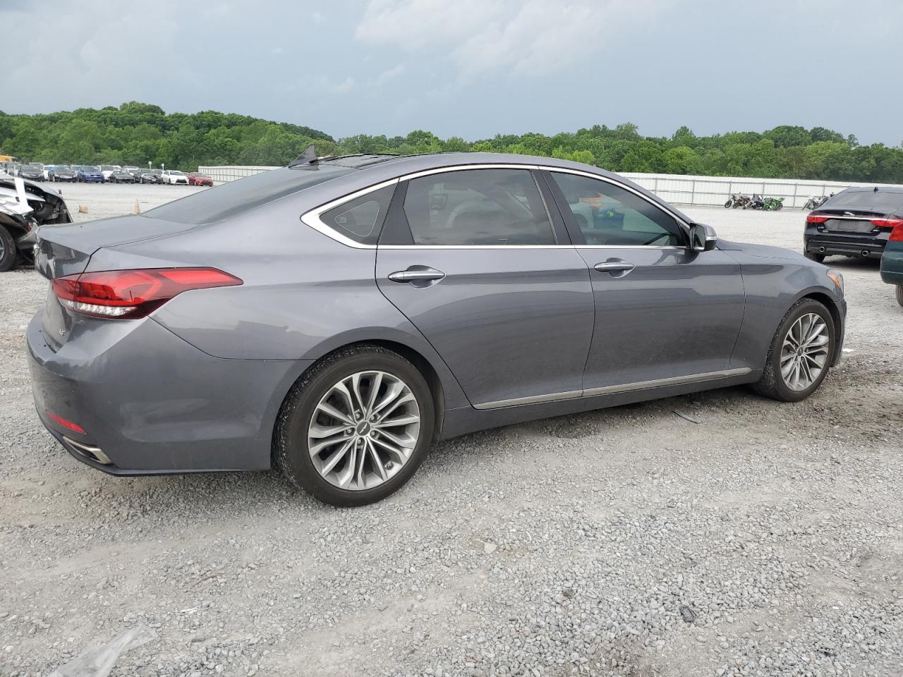 KMHGN4JE5HU172056 2017 Genesis G80 Base