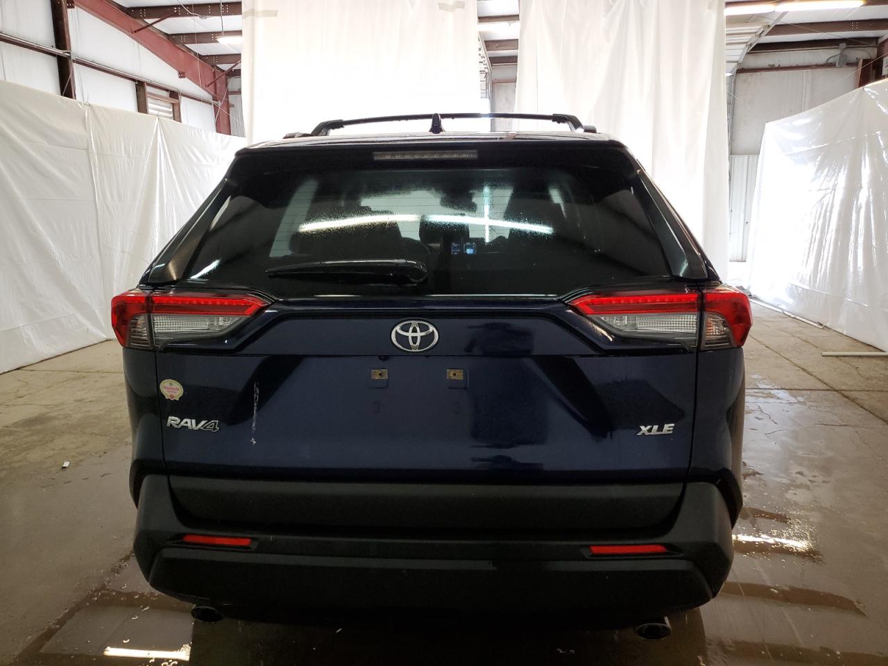 JTMW1RFV9LJ018882 2020 Toyota Rav4 Xle