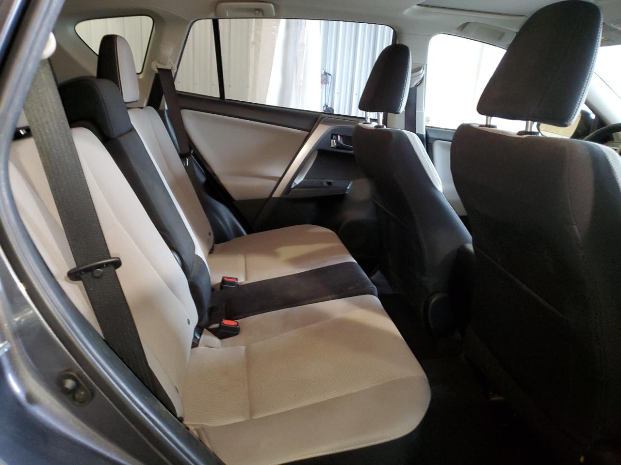 JTMRFREV6HD204580 2017 Toyota Rav4 Xle