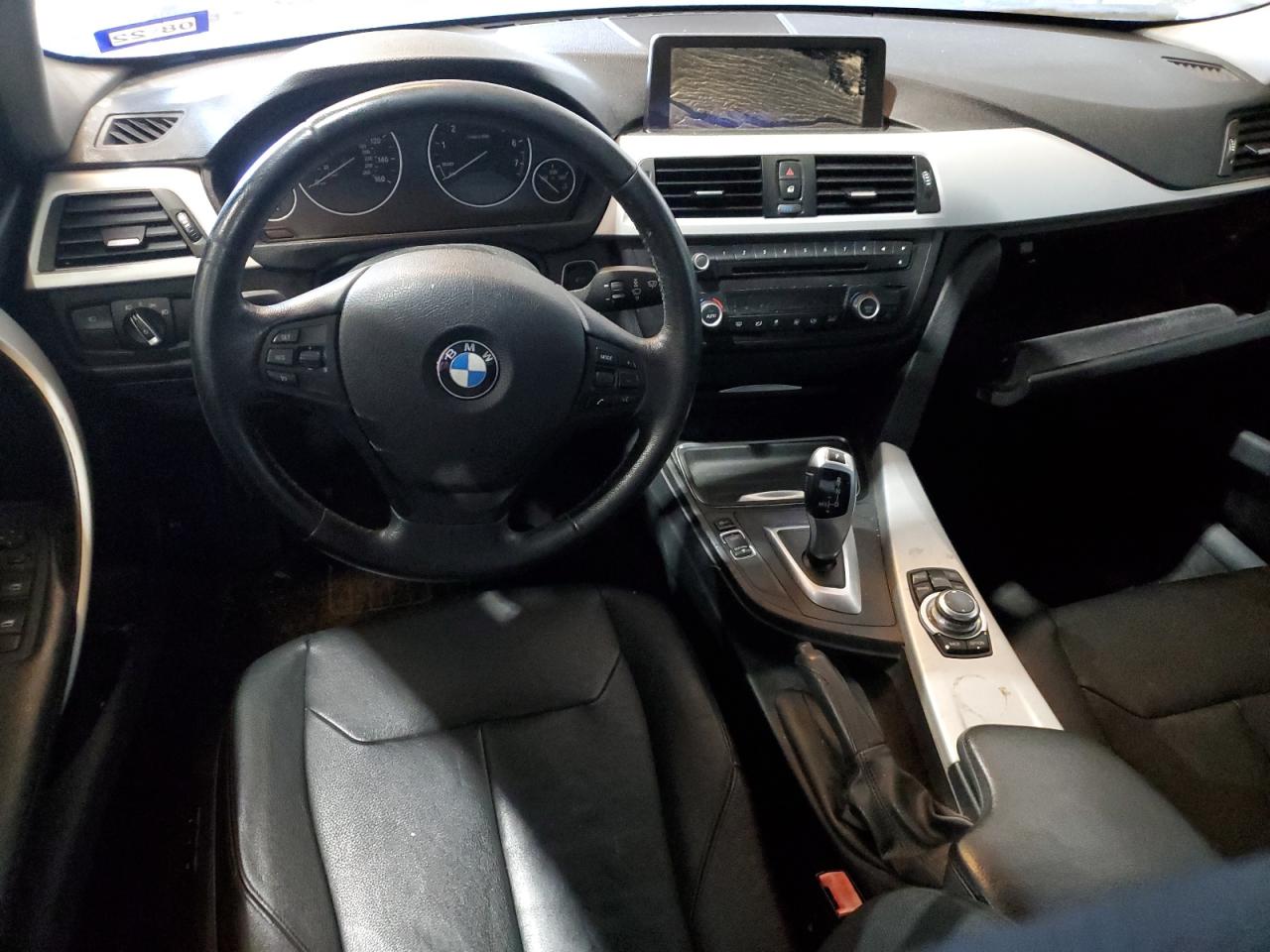 2013 BMW 328 I vin: WBA3A5C53DF600445