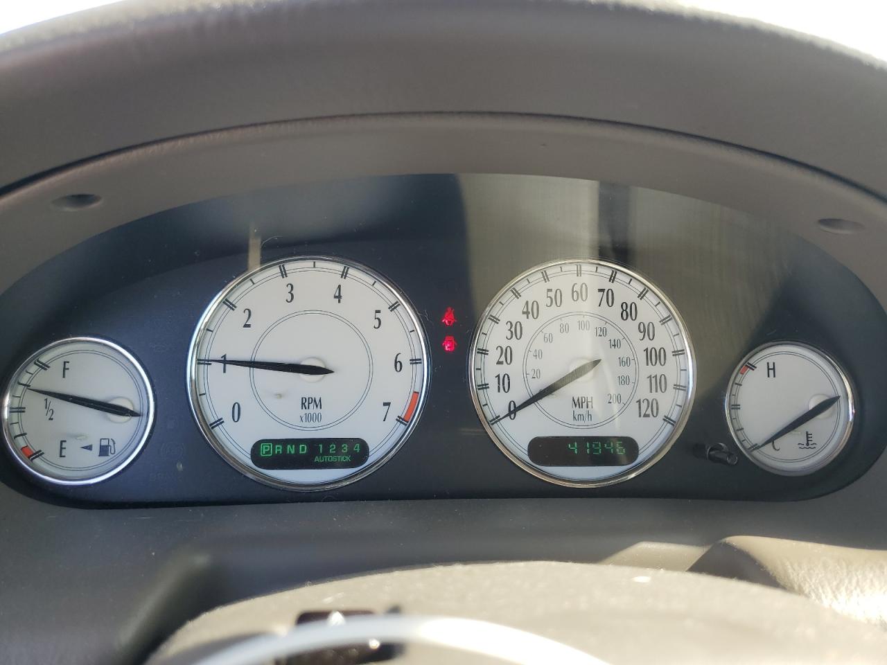 2C3HE66G22H166440 2002 Chrysler 300M