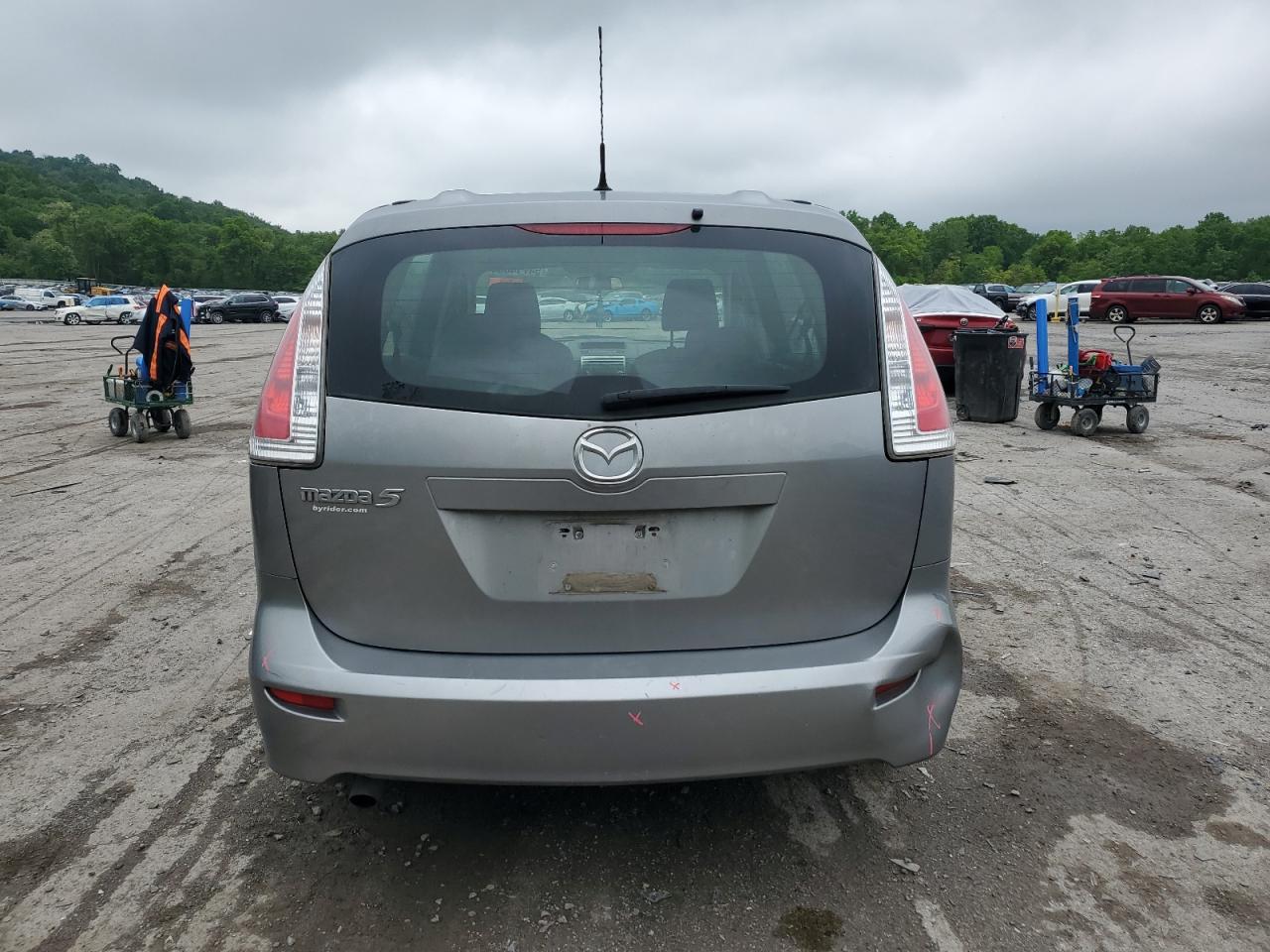 JM1CR2W38A0359811 2010 Mazda 5