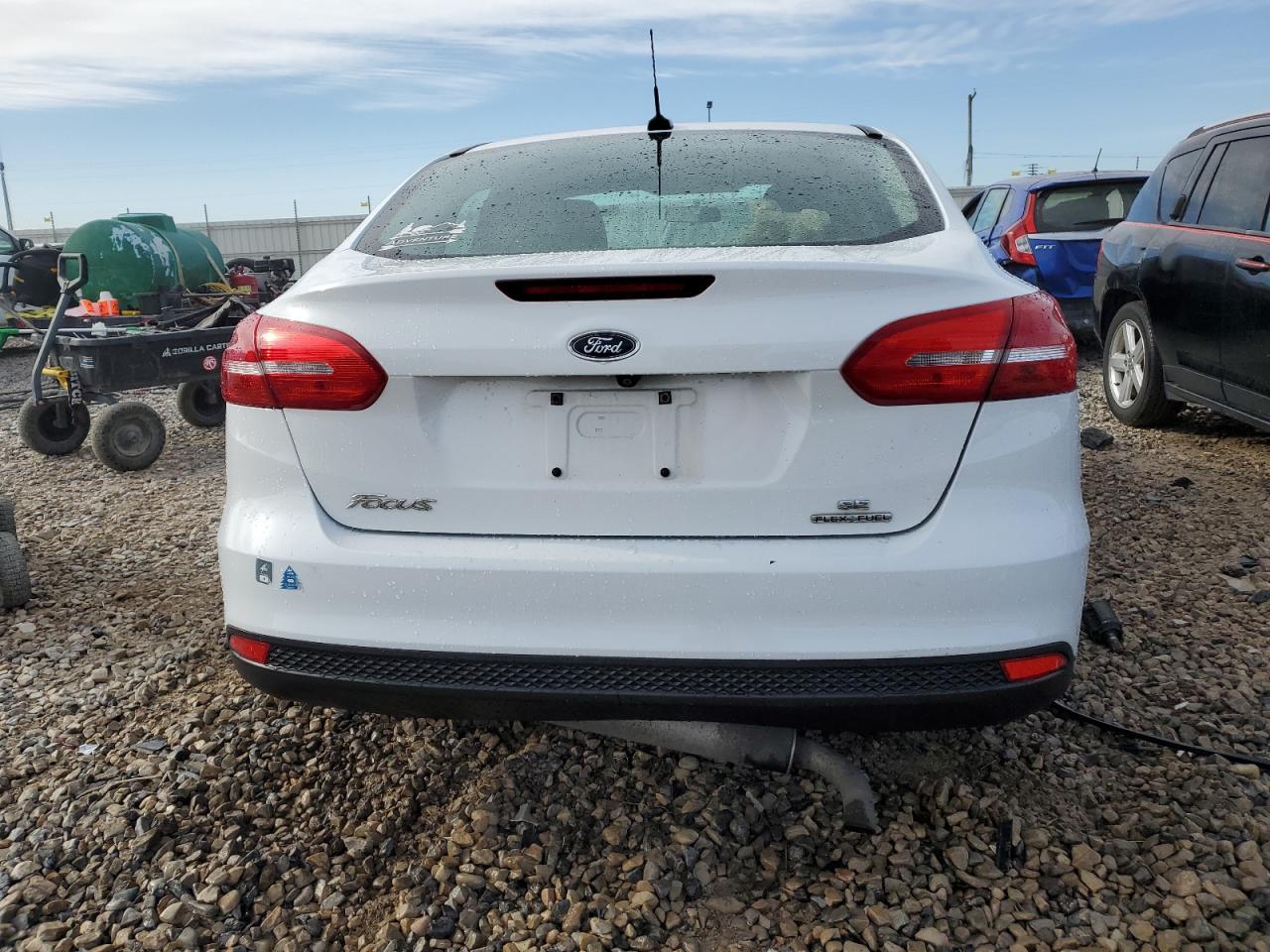 2015 Ford Focus Se vin: 1FADP3F28FL314239