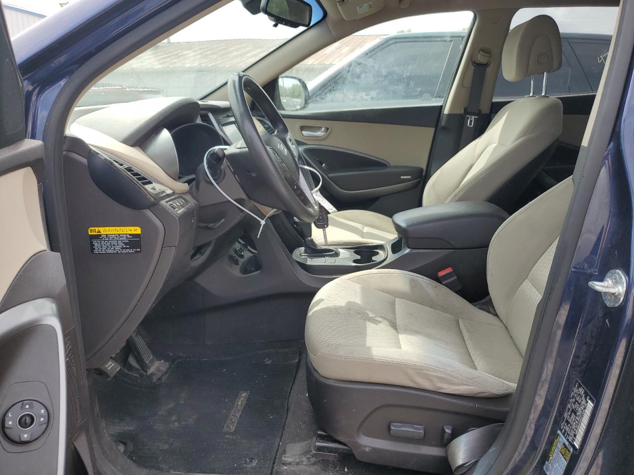 KM8SMDHF4HU213496 2017 Hyundai Santa Fe Se