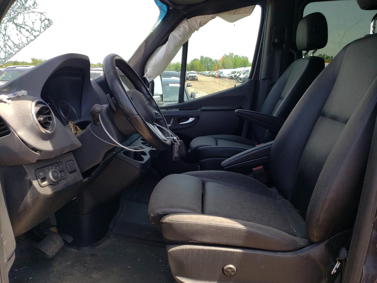 W1Z4EFHY2LT038775 2020 Mercedes-Benz Sprinter 2500