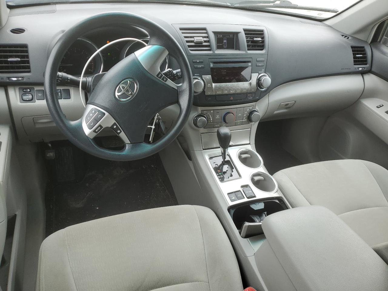 5TDBK3EH4CS124485 2012 Toyota Highlander Base