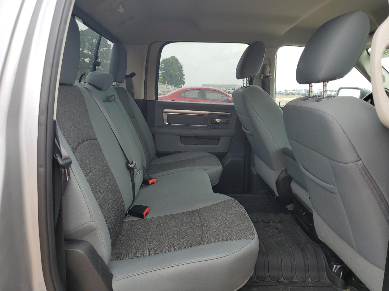 1C6RR7LT4KS605830 2019 Ram 1500 Classic Slt