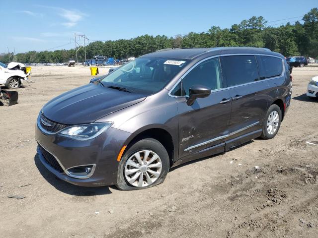 2019 Chrysler Pacifica Touring L VIN: 2C4RC1BG5KR681053 Lot: 54676884