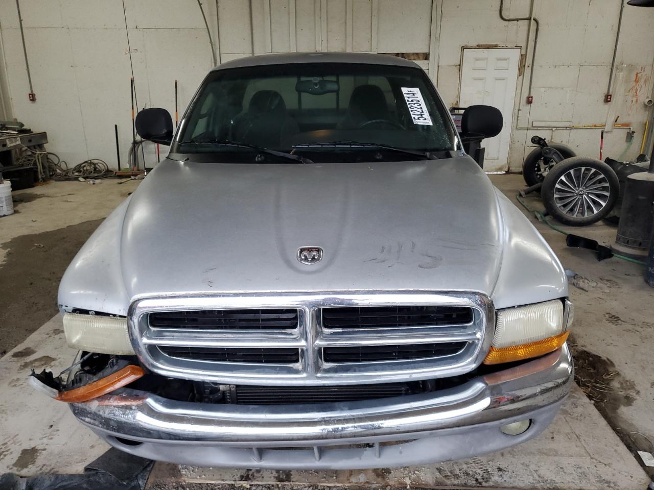 1B7GL22N1YS615716 2000 Dodge Dakota