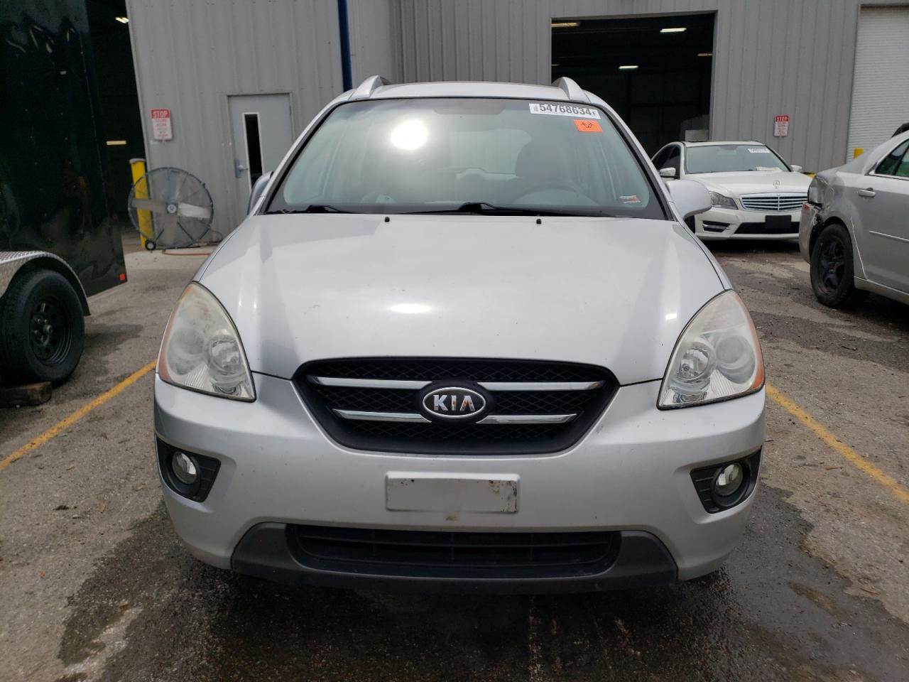 KNAFG525377031544 2007 Kia Rondo Base