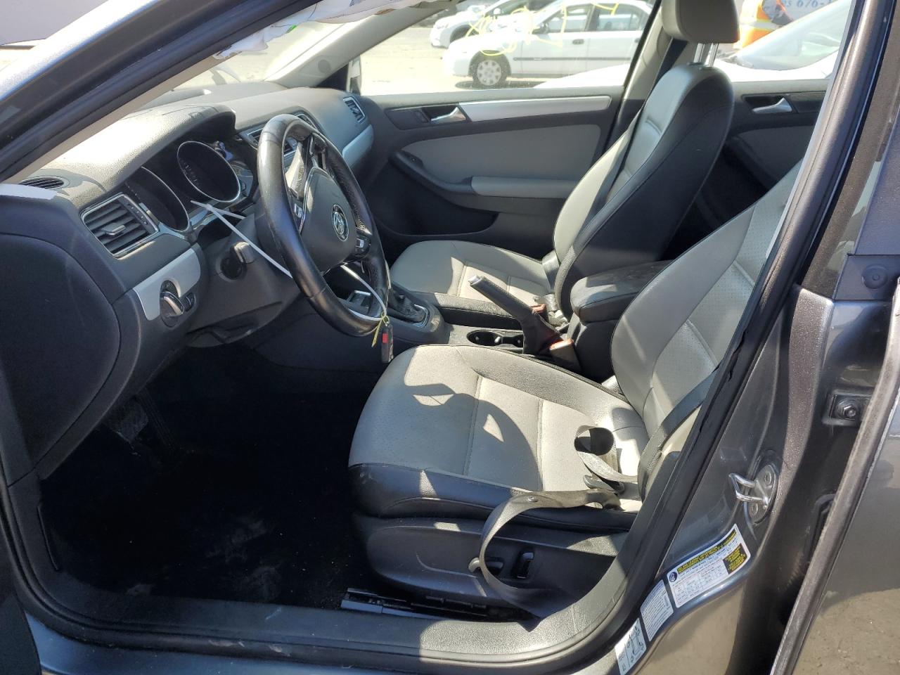 3VW637AJ3GM372759 2016 Volkswagen Jetta Hybrid