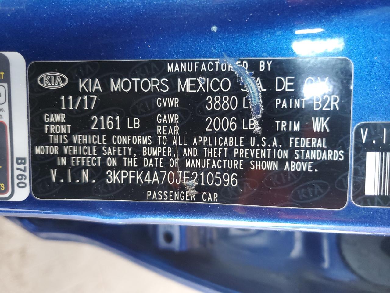 3KPFK4A70JE210596 2018 Kia Forte Lx