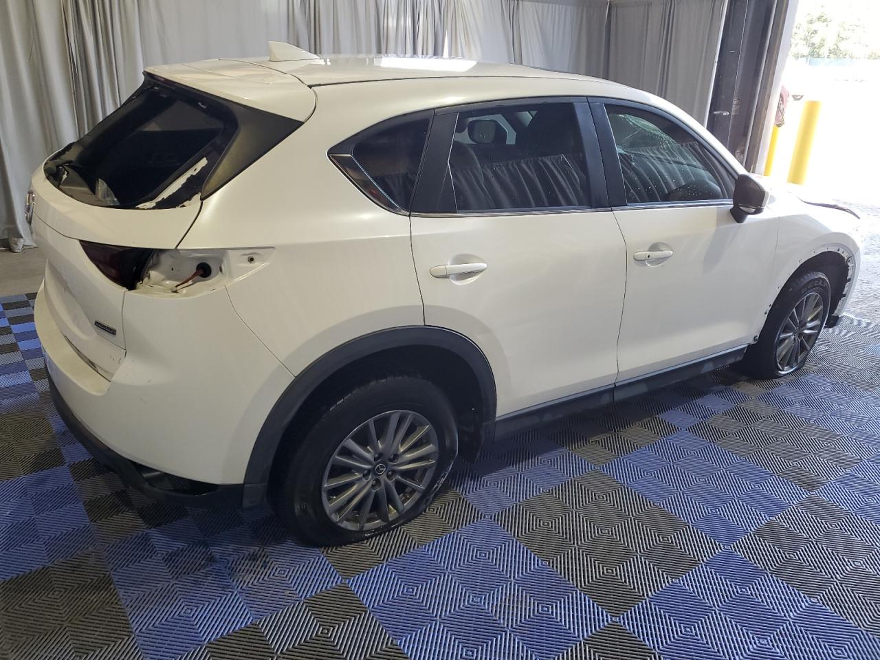 JM3KFBCL2H0181422 2017 Mazda Cx-5 Touring