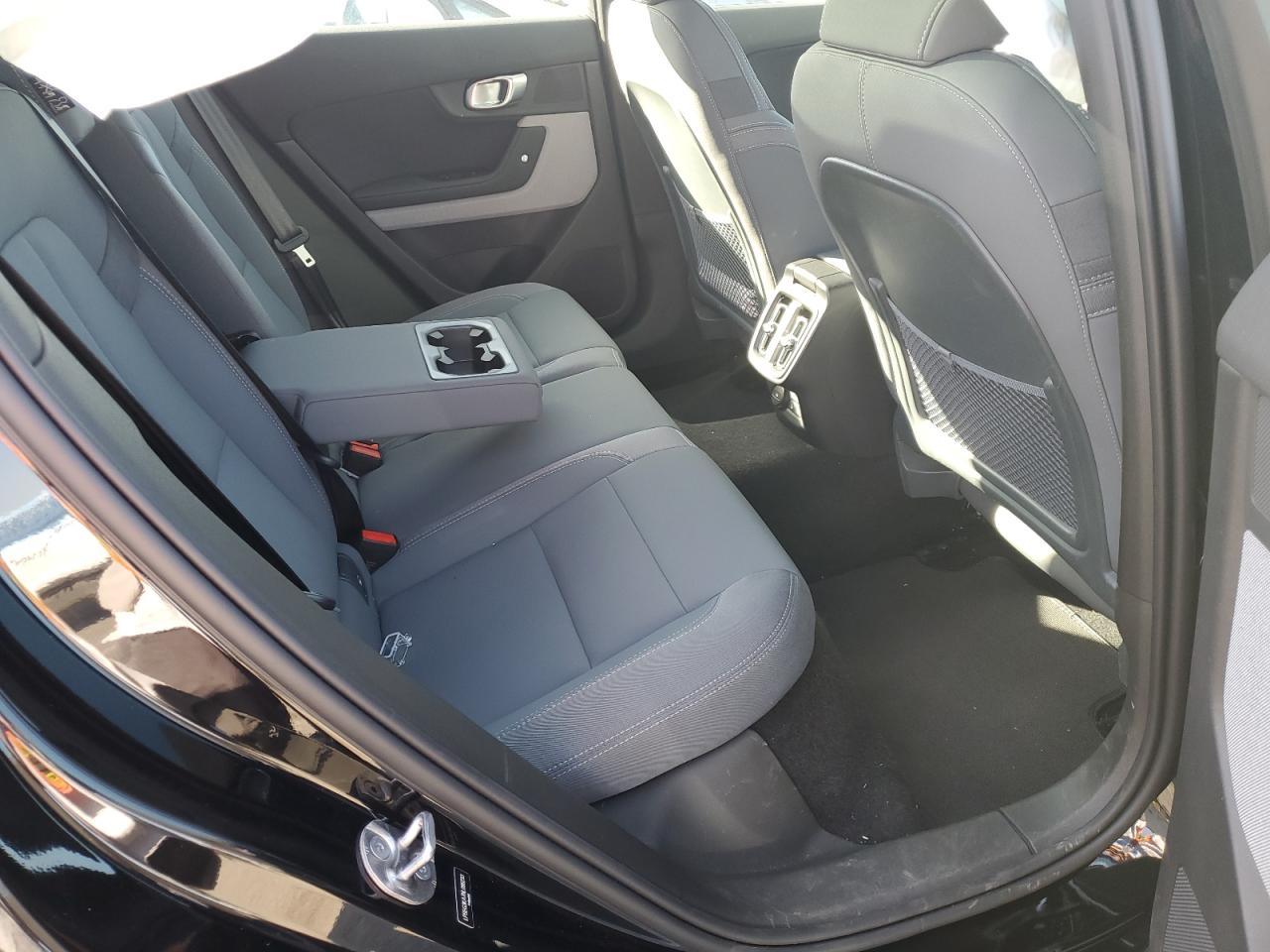 LPSEG3KA7NL085233 2022 Polestar 2