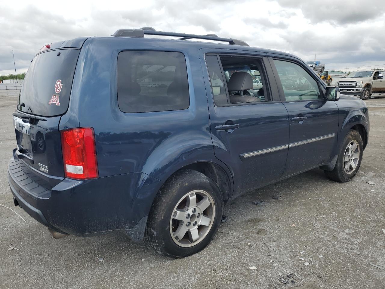 5FNYF4H84AB025361 2010 Honda Pilot Touring