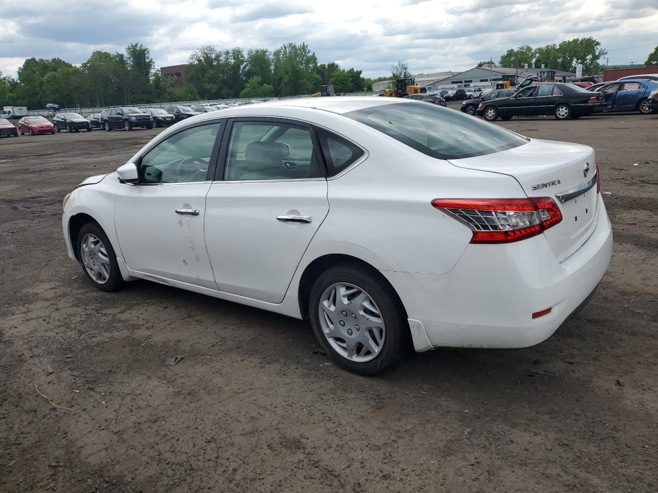 2015 Nissan Sentra S vin: 3N1AB7AP1FY304975