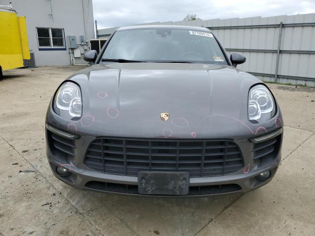 VIN WP1AA2A50HLB08845 2017 Porsche Macan no.5