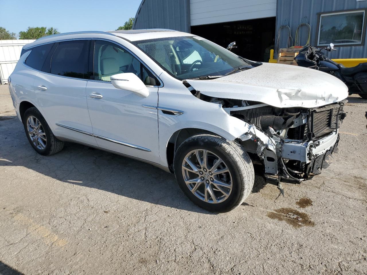 2023 Buick Enclave Essence vin: 5GAERBKWXPJ108933