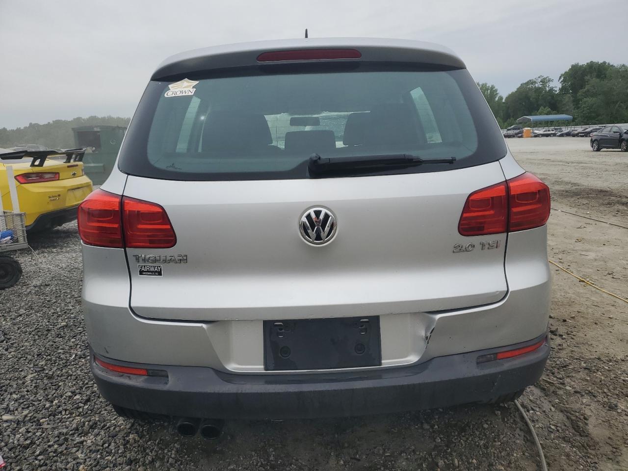 WVGAV7AX8DW517037 2013 Volkswagen Tiguan S