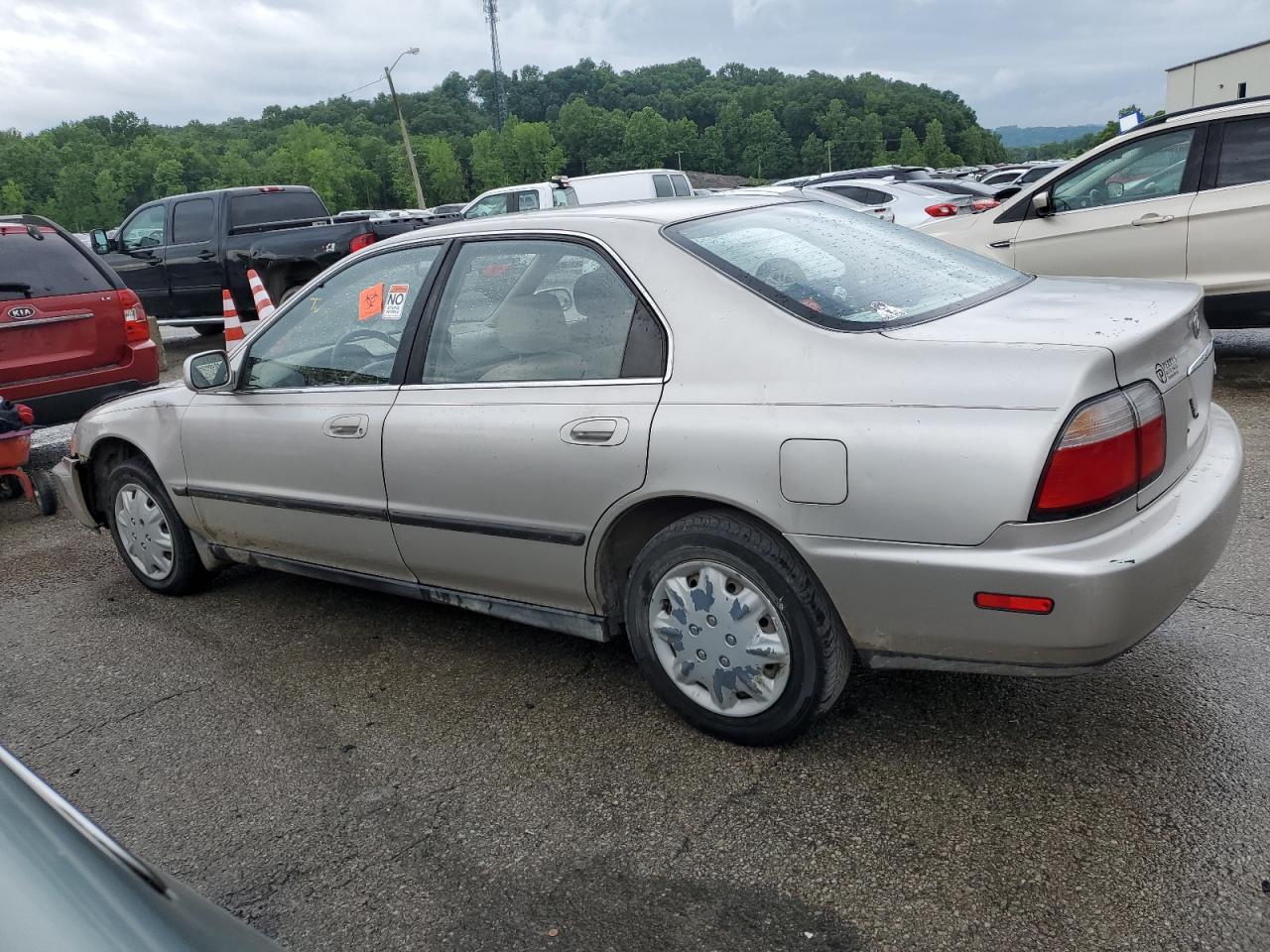 1HGCD5633TA213959 1996 Honda Accord Lx