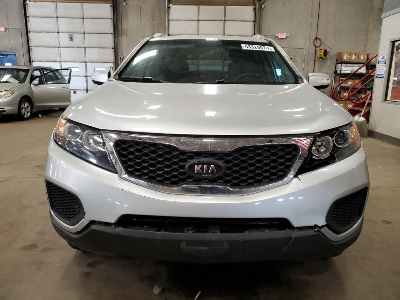 2013 Kia Sorento Lx vin: 5XYKTDA28DG319055