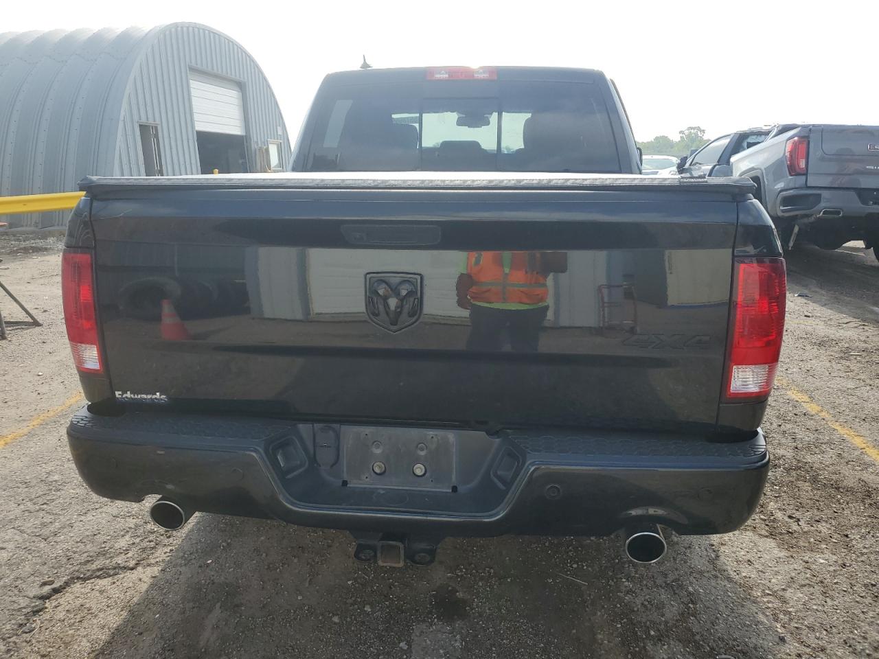 1C6RR7LT7KS569213 2019 Ram 1500 Classic Slt