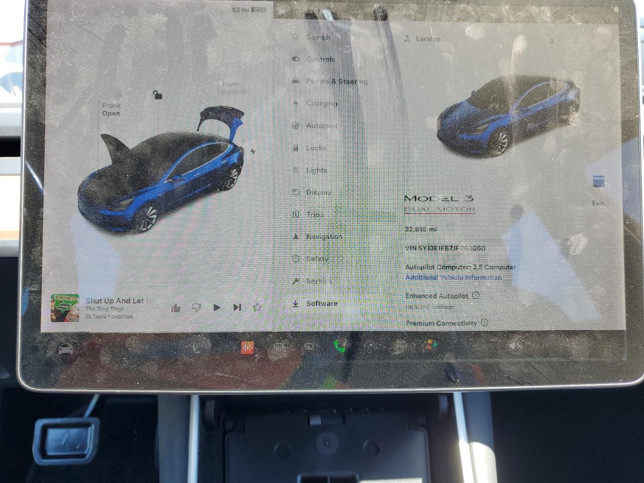 5YJ3E1EB7JF063050 2018 Tesla Model 3