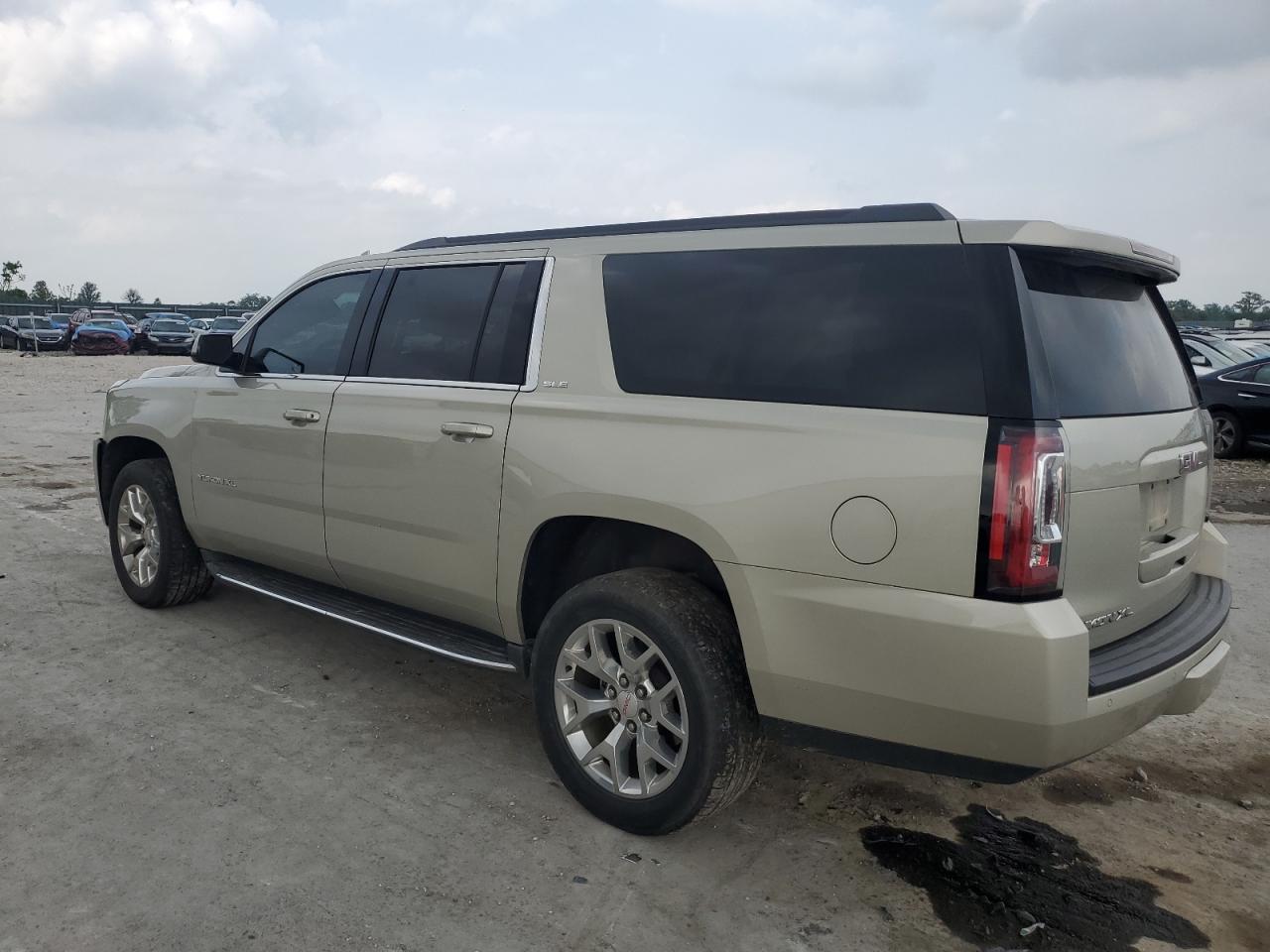 1GKS2FKC8GR238413 2016 GMC Yukon Xl K1500 Sle