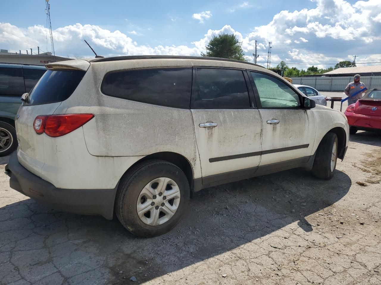 2012 Chevrolet Traverse Ls vin: 1GNKRFED6CJ366886