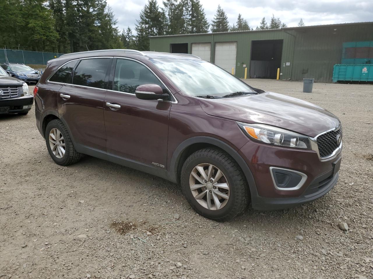 2018 Kia Sorento Lx vin: 5XYPGDA51JG353175