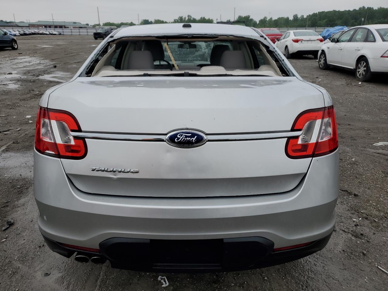 1FAHP2DW3CG140117 2012 Ford Taurus Se
