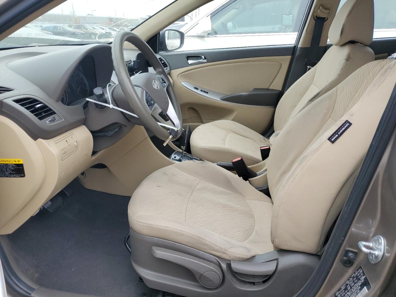 KMHCU4AE4EU647998 2014 Hyundai Accent Gls