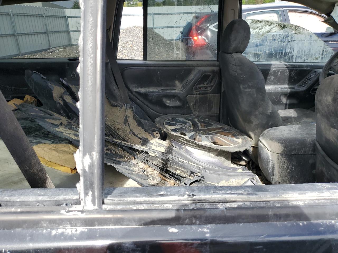 1J4GW48S23C595697 2003 Jeep Grand Cherokee Laredo