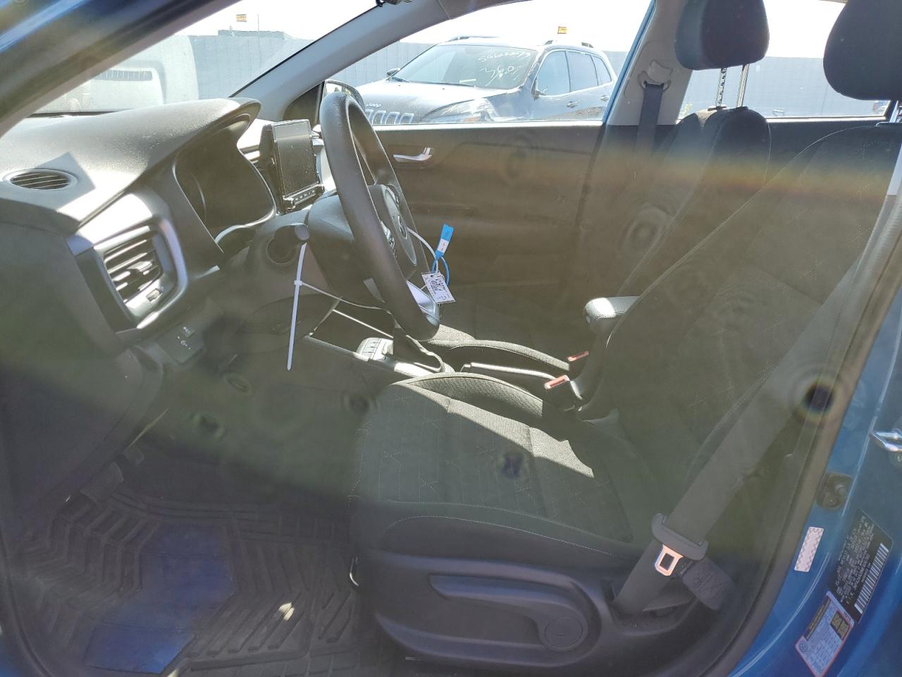 3KPA24AD8ME406760 2021 Kia Rio Lx