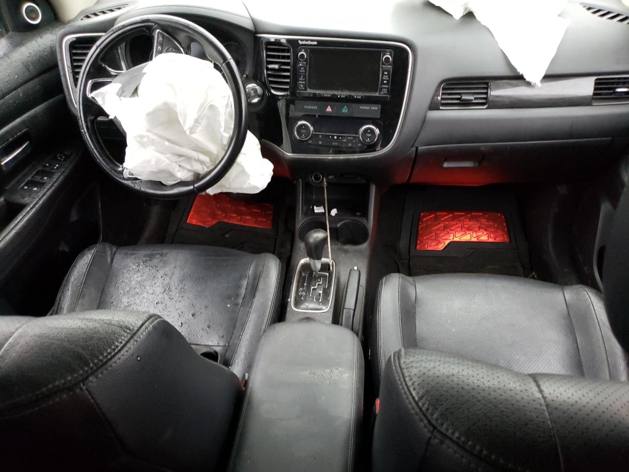 JA4AZ3A37GZ017768 2016 Mitsubishi Outlander Se