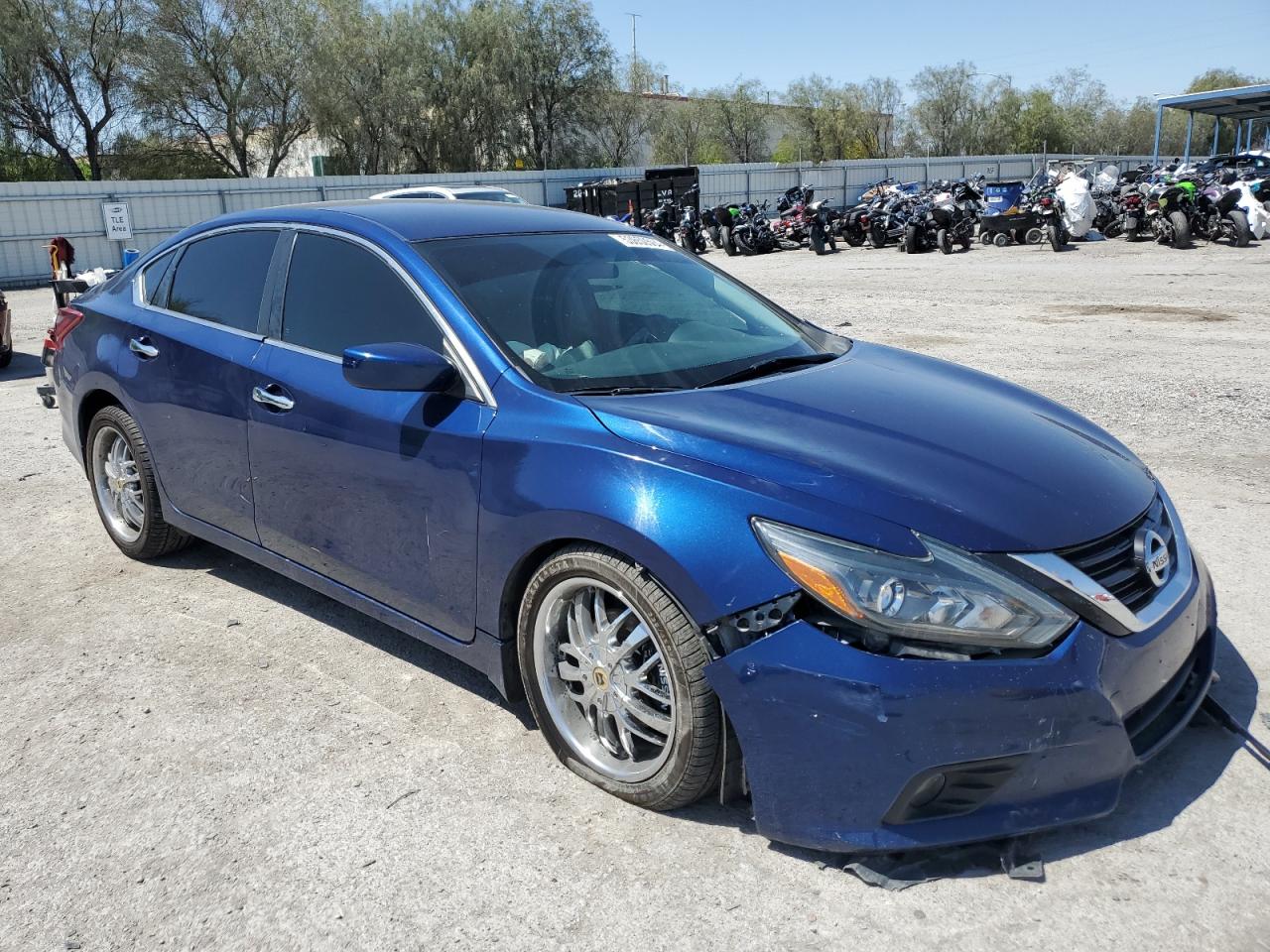 2018 Nissan Altima 2.5 vin: 1N4AL3AP0JC137180