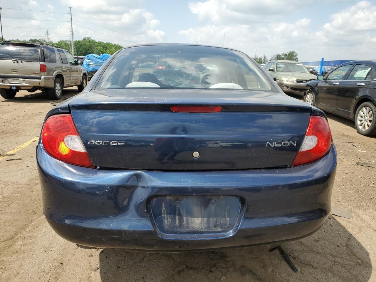 1B3ES26C22D526589 2002 Dodge Neon