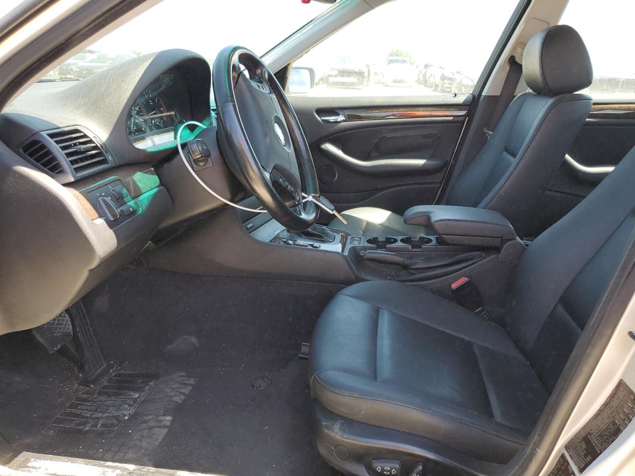 WBAAV33441FU80691 2001 BMW 325 I