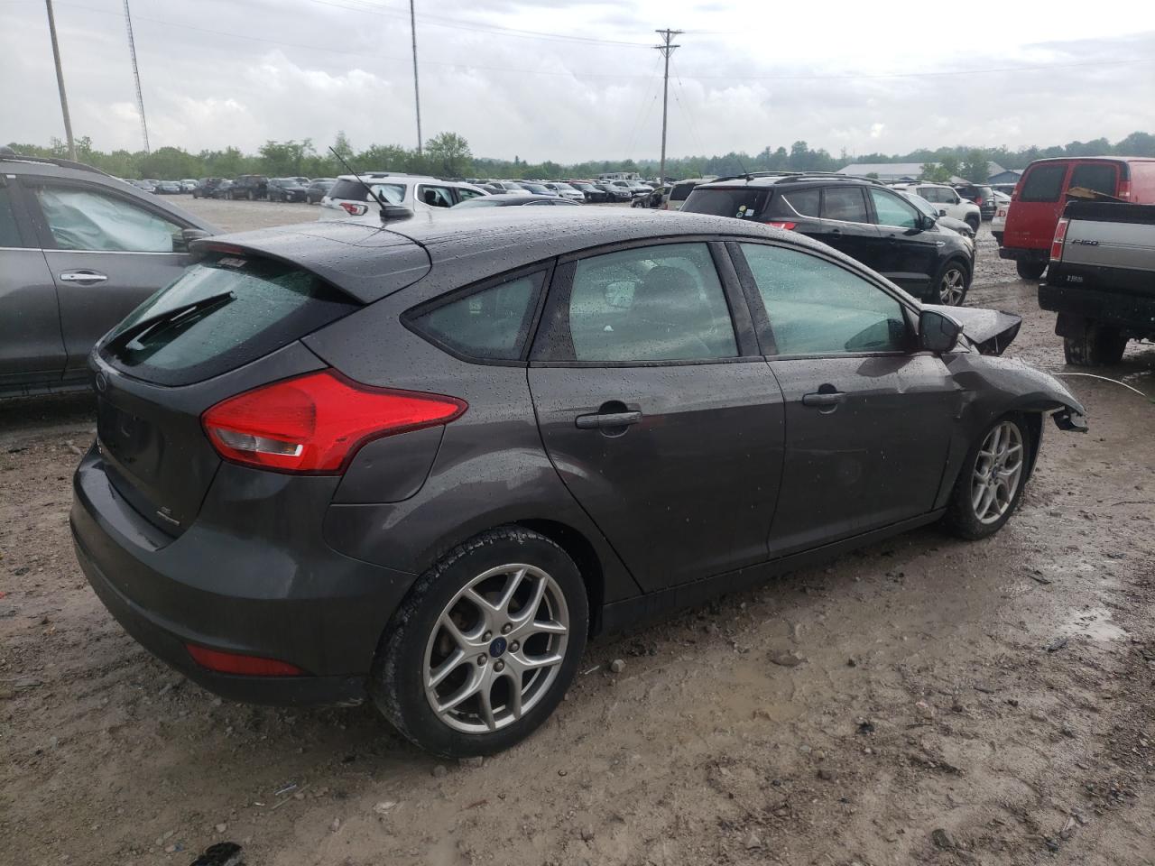 1FADP3K26FL318411 2015 Ford Focus Se