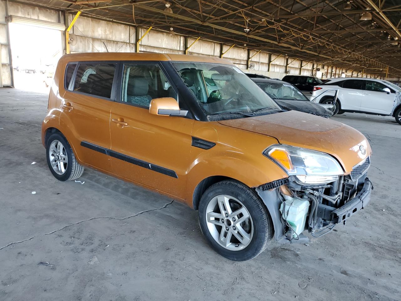 KNDJT2A25B7318990 2011 Kia Soul +