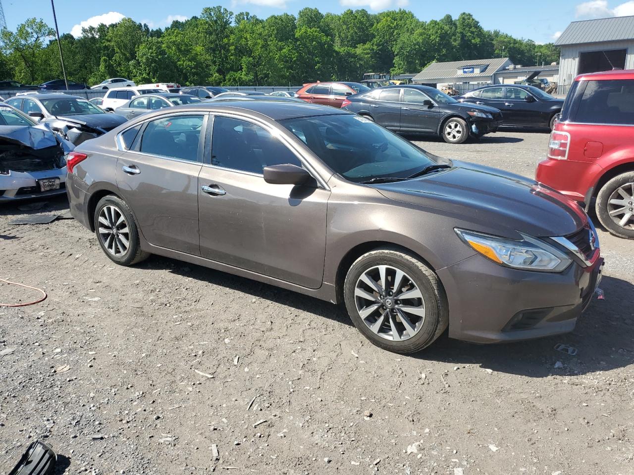 1N4AL3AP2HC118334 2017 Nissan Altima 2.5