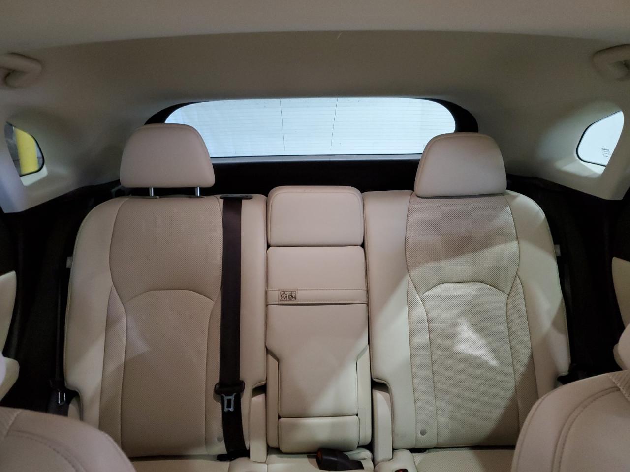 2T2HZMDA4LC235915 2020 Lexus Rx 350