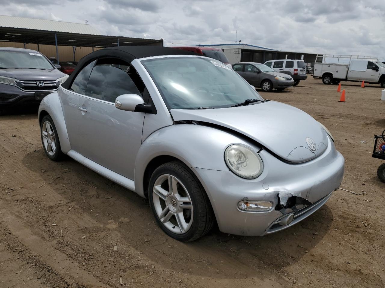 3VWCD31YX5M305742 2005 Volkswagen New Beetle Gls