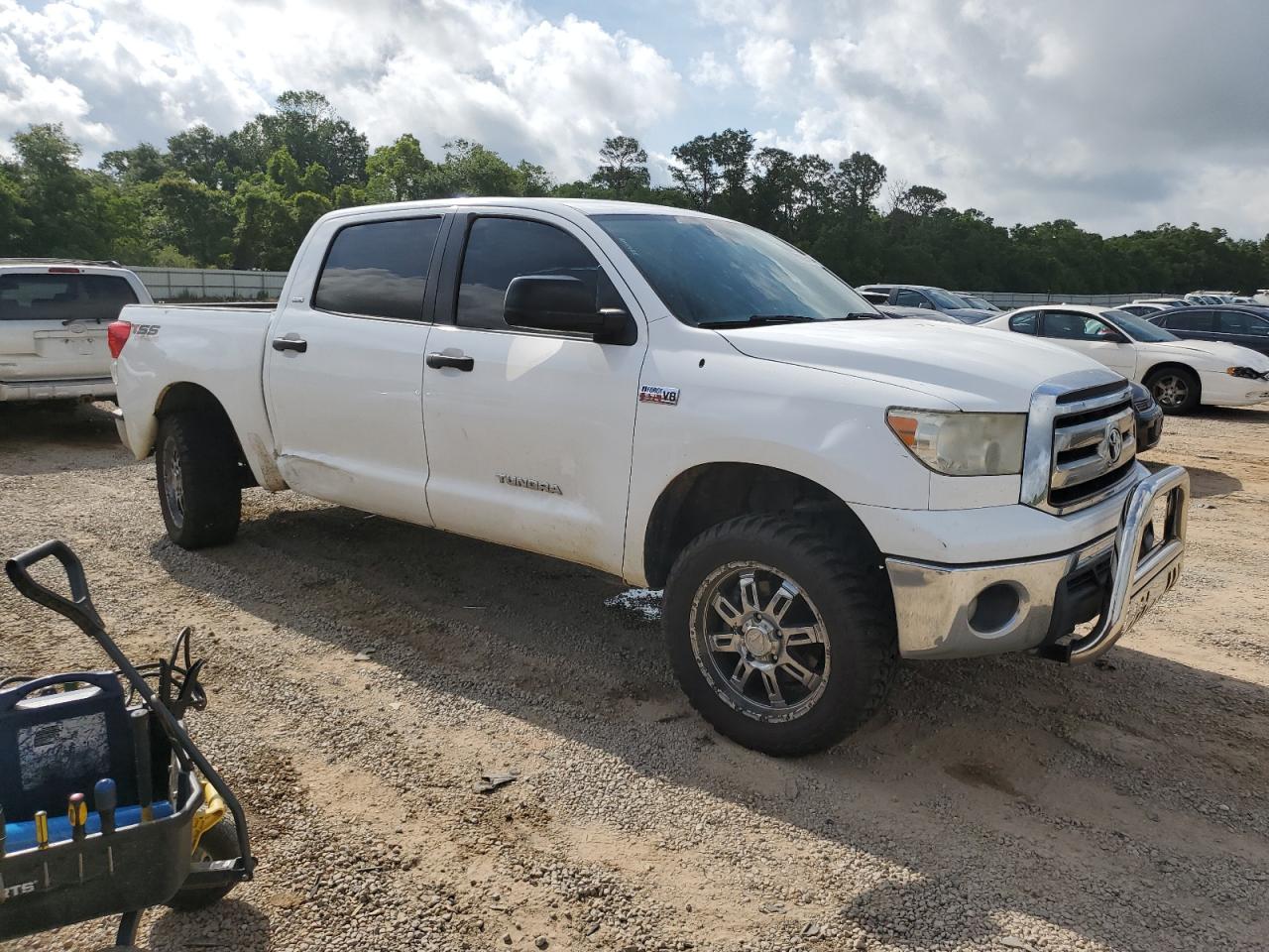 TOYOTA TUNDRA CREWMAX SR5