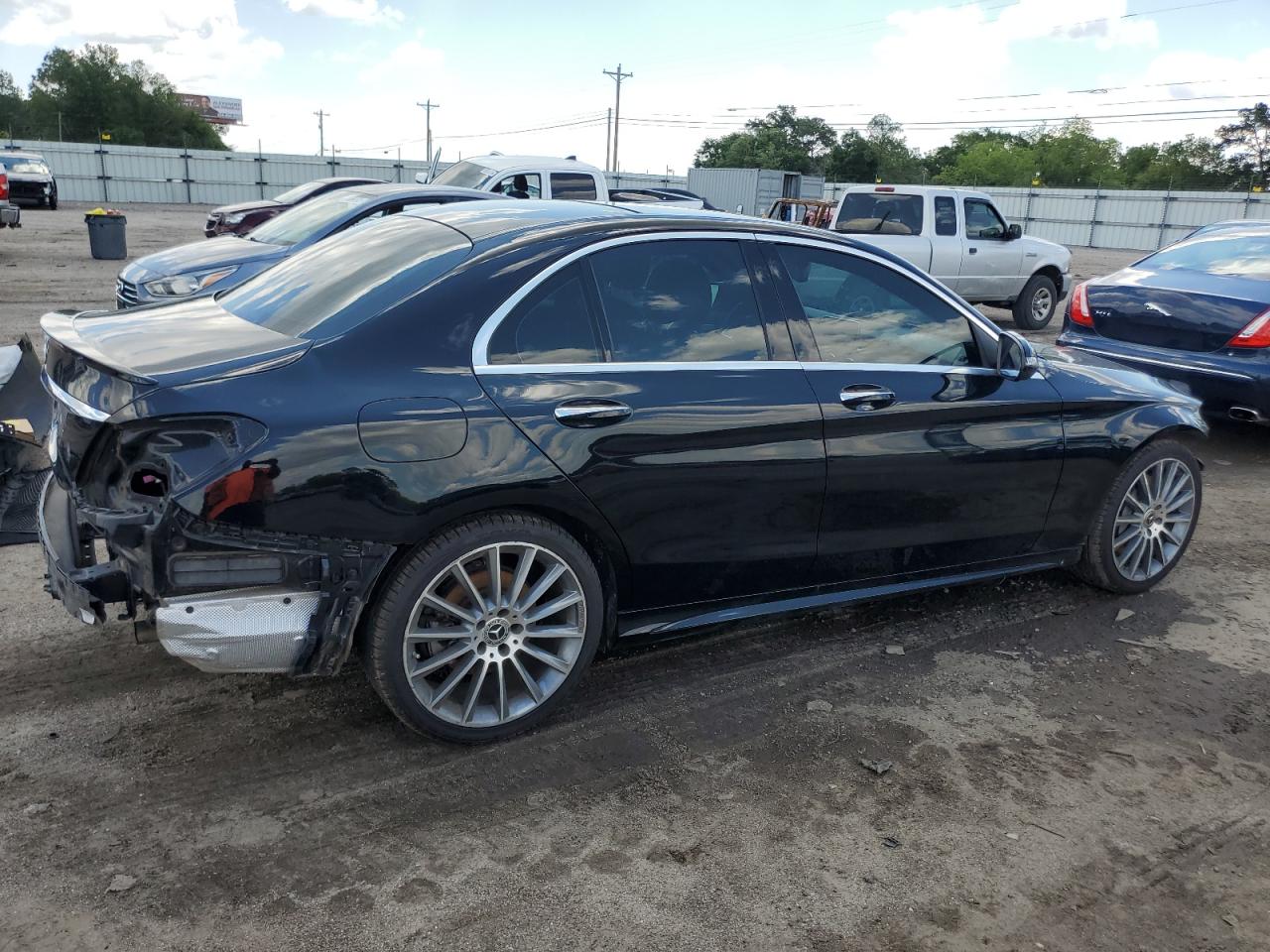 WDDWF4JB4JR412361 2018 Mercedes-Benz C 300